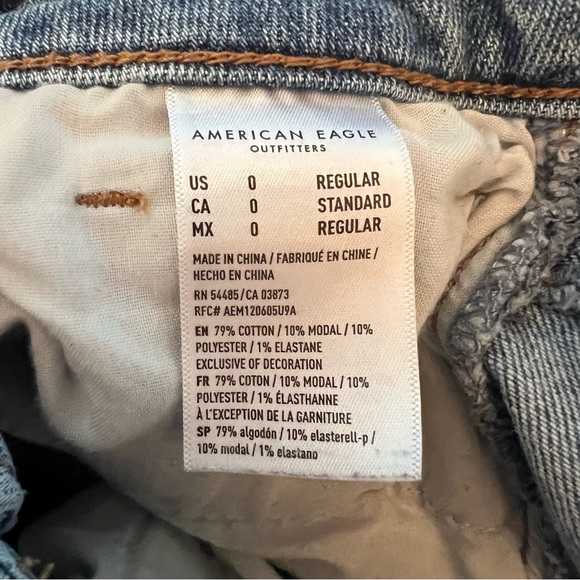 American Eagle Distressed Ripped Denim Mom Jeans Size 0 Regular - Picture 10 of 13